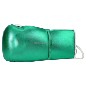 ถุงมือชกมวยสำหรับฝึกซ้อม หนังแท้ ระบายอากาศได้ดี กันลม พร้อมสายรัดข้อมือแข็งแรง รับสกรีนโลโก้ - Product Image 5