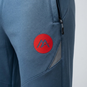 Ensemble de survêtement d'hiver pour homme bleu ardoise avec veste zippée intégrale et pantalon de jogging à empiècements blancs incurvés – Tenue de sport pour l'entraînement et la gym - Product Image 5