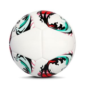 Pallone da calcio promozionale in PU con Logo personalizzato per campi di addestramento per regali aziendali o omaggi per la giornata sportiva a scuola - Product Image 1