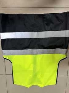 Gilet de sécurité haute visibilité unisexe en polyester, vêtement de travail réfléchissant, design multi-poches, personnalisable avec impression sérigraphiée - Product Image 6