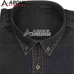 เสื้อเชิ้ตยีนส์ผู้ชายสีพื้นเรียบง่าย สไตล์ลำลอง สตรีทแวร์ แฟชั่นใหม่ ปี 2026 สวมใส่สบาย - Product Image 6