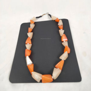 Collar de Resina de Moda, Nuevo, para Bodas y Fiestas, Venta al por Mayor de Joyería de Resina - Product Image 1