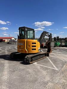 XE40 Mini pelle avec télécommande Capacité de 4 tonnes Eaton Cylindre hydraulique Pompe à moteur Boîte de vitesses-Composants de base inclus - Product Image 5