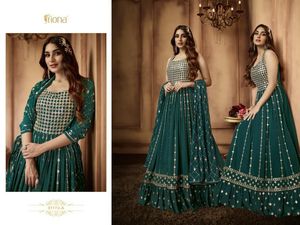 Vêtements de mariage, vente chaude, Faux Georgette lourd avec fil de coton, travail Salwar Kameez avec dupata fournisseur de Surat inde - Product Image 4