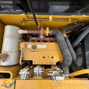 Excavatrice Caterpillar CAT320D2 d'occasion, poids opérationnel de 20 tonnes, pour usage domestique, godet de construction, vente à bas prix - Product Image 3