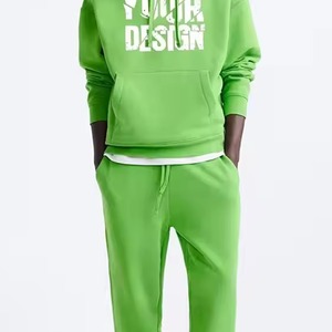 Sweatshirts en molleton de coton 100% avec logo personnalisé Survêtement deux pièces à imprimé bouffant - Product Image 4