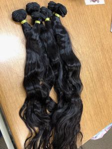 100% Extensión de cabello indio sin procesar. Cutícula alagiend Cabello humano virgen Remy natural tejido de la India. Cabellos marrones naturales - Product Image 5