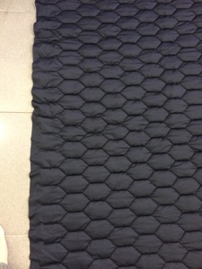 KSD 1256 Machine à courtepointe pour 2-5 couches de haute qualité 100% polyester motif brodé respectueux de l'environnement pour la maison d'hôtel - Product Image 3