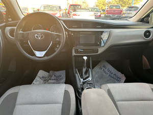 โตโยต้า โคโรลล่า LE ปี 2017 - Product Image 2