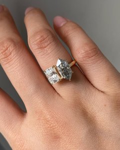 Cluster princesse & gris hexagone coupe Moissanite diamant bague de fiançailles 3.0 CTW deux pierres bague de mariage en or pour les femmes - Product Image 1