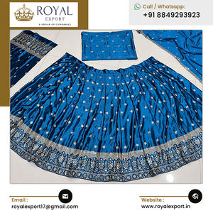 คอลเลกชันพิเศษของเสื้อผ้าชาติพันธุ์อินเดียออกแบบใหม่ lehenga choli ผ้าไหมเงางามแฟนซีหนักด้วยลำดับและงานปัก - Product Image 4