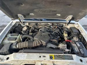 FORD EXPLORER 2005 USADO, Volante a la Izquierda/Derecha - Product Image 2