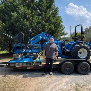 Tracteur de tondeuse à gazon LS assez usagé avec chargeuse frontale sans fil 40v/48v rétrocaveuse LS tondeuse à gazon avec chargeuse frontale rétrocaveuse - Product Image 3