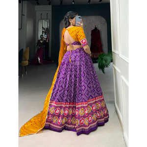 FashionHarbour Venta al por mayor Tussar Seda Estilo Bollywood Lehenga Choli con Dupatta Ropa de verano tradicional para fiestas - Product Image 4