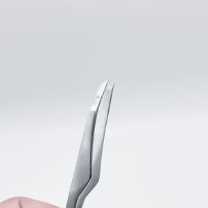 แหนบคิ้วแบบปืนพกปลายโค้งออกแบบได้ตามที่ต้องการ - Product Image 6