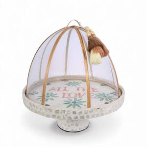 Exhibidor de Alimentos Hecho a Mano con Madreperla y Concha Natural de Fabricante Vietnamita - Product Image 1