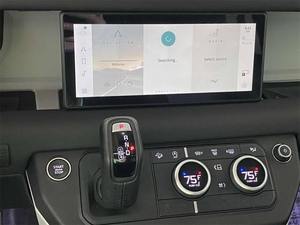 ใช้อย่างประณีต2024 Land Rover Defender 90 P300 2dr SUV AWD - Product Image 5