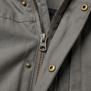 Veste parka pour homme avec logo personnalisé, OEM, imperméable, épaisse, rembourrée, tendance, chaude, à capuche, décontractée, respirante, vêtement d'extérieur d'hiver - Product Image 4