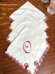 Serviettes en tissu festonnées en lin 100% de haute qualité Techniques faites à la main de conception unique haut de gamme pour les restaurants, coutume de haute qualité - Product Image 5