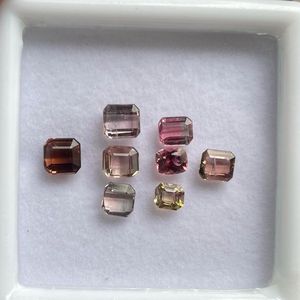 Lot de pierres précieuses en tourmaline naturelle octogonale, pierres brutes. Tourmaline de couleur BIO. - Product Image 1