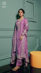 Dernier Designer Faux Georgette Fil Broderie Travail Kurti Set par Fab Zone Indian & Pakistani Vêtements - Product Image 5