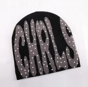 Nouveau design de gros Chapeaux tricotés sur mesure Bonnet en strass Fabricant unisexe Bonnets en mohair avec logo personnalisé Jacquard - Product Image 3