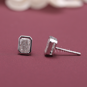 ต่างหูเพชรทรงสี่เหลี่ยมมรกตแบบฝังขอบเงินแท้ S925 ได้รับการรับรองจาก IGI - Product Image 4