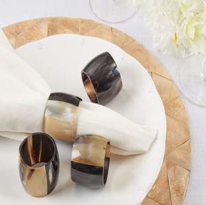 Vente en gros Ronds de serviette en poils de corne de buffle écologiques Ronds de serviette en corne de boeuf polis naturels pour dîners et fêtes Animaux stylés - Product Image 6