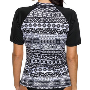 Camiseta deportiva de ocio informal de verano para mujer personalizada de alta calidad con cuello estampado y logotipo bordado, camisetas para mujer - Product Image 4