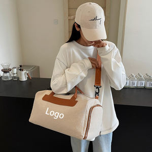 Bolsa de lona de cuero con logotipo personalizado con bolsillo húmedo Bolsa de viaje deportiva multifunción con almacenamiento de zapatos. - Product Image 4