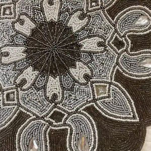 Mantel Individual con Cuentas Hecho a Mano, Antideslizante, Duradero, Diseño Personalizado, Decoración de Lujo para Comedor, Pieza Única para Regalo de Inauguración - Product Image 1