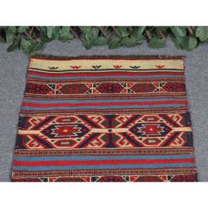 Tapis de 1,9 x 3,2 pieds, tapis turc vintage, tapis Kilim à motifs de plantes et d'arbres rouges - Product Image 3