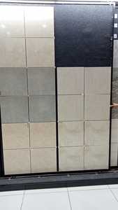 Baldosas de cerámica de alta calidad de 400x400mm para uso en exteriores, área de estacionamiento, acabado antideslizante, colección de diseño exclusivo de ladrillos refractarios - Product Image 3