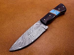 Cuchillo desollador de acero de Damasco hecho a mano personalizado con mango de madera de Rosa hermosa Funda de cuero grado EDC compatible con OEM - Product Image 4