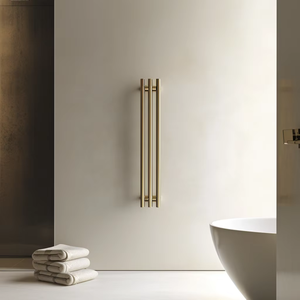 Porte-serviettes en métal élégant offrant un support durable, un design moderne, une résistance à la rouille et une organisation pratique pour les salles de bain - Product Image 1