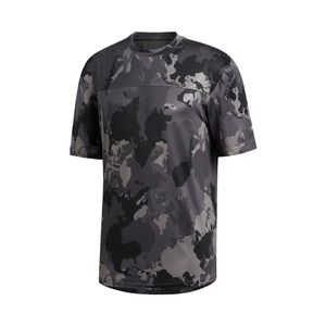 Camisetas inspiradas en la ropa de calle para conjuntos modernos Ropa de moda de algodón Premium suave para un estilo diario sin esfuerzo hecha en Pakistán - Product Image 1