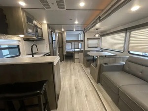 Caravane d'occasion F-o-r-e-s-t Surveyor 276BHLE 2022 à vendre - Product Image 5
