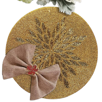Tapis de dessous de verre coloré de conception perlée d'or napperon perlé pour la décoration de table décor à la maison en forme de tapis et de tampons