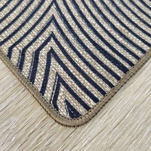 Tapis de sol moderne en polyester antidérapant, adapté aux animaux domestiques, certifié OEKO-TEX, lavable, 45x75cm - Product Image 4