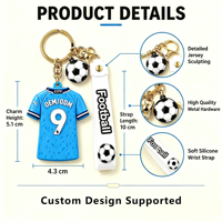 Porte-clés et bracelet miniatures personnalisés en PVC 3D étanche, écologiques, en acier inoxydable, imprimés UV, motif dessin animé de joueur de football