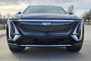 Cadillac Lyriq AWD Luxury 2 Plus 2024 Usado en Excelentes Condiciones, Sin Accidentes, Volante a la Izquierda/Derecha - Product Image 6