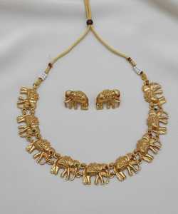 Conjunto de Collar de Templo con Diseño de Elefante Tradicional del Sur de la India de Súper Calidad | | Joyería Tradicional Chapada en Oro Antiguo - Product Image 3