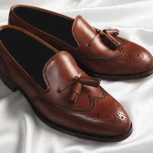 Chaussures habillées décontractées pour hommes en cuir véritable de conception italienne populaire - Product Image 4