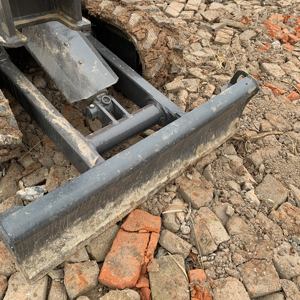 Mini-excavatrice sur chenilles SANY 1,5 TONNE, matériel de construction d'occasion avec moteur, Chine - Product Image 4