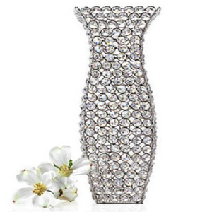 Elegante florero central de boda con cuentas de diamante en metal plateado con acabado elegante, perfecto para una decoración elegante de eventos - Product Image 2