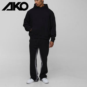 Vente flash : Ensemble sweat-shirt et pantalon de jogging unisexe, ensemble de survêtement deux pièces, fabriqué au Pakistan - Product Image 1