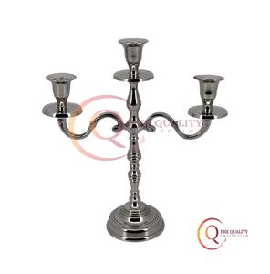 Bougeoir en métal indien fait à la main dans un nouveau style bougeoir en métal personnalisé support de pilier en métal pour la décoration de mariage - Product Image 1