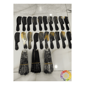 Peigne à cheveux en corne naturelle au meilleur prix-Origine Vietnam, Peigne à cheveux en vrac par Vintage Craftwater pour dames fait à la main - Product Image 1