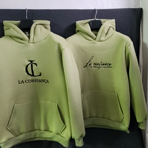 Sweat-shirts unisexes confortables en polaire de qualité supérieure, imprimés sur mesure, écologiques, à motif uni, élégants, avec broderie floquée, décontractés, à enfiler - Product Image 1