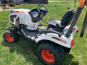 Mini tracteur utilitaire compact Bobcats CT1021, moteur diesel 21 CV, transmission hydrostatique 4 roues motrices, stock USA, petit tracteur agricole CT1021 - Product Image 4